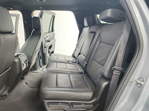 Used 2024 Chevrolet Tahoe LT image 34