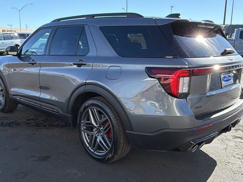 New 2026 Ford Explorer ST w/ Sun And Sound Package image 5