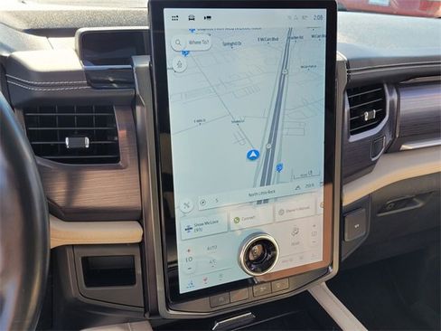 Used 2022 Ford Expedition Platinum image 21