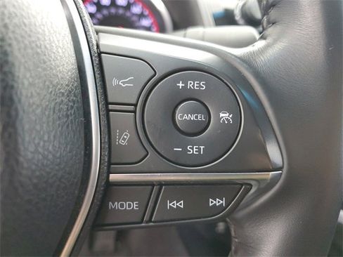 Used 2018 Toyota Camry XSE image 22