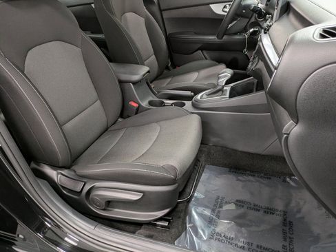 Certified 2022 Kia Forte LXS image 28
