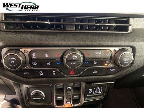 Used 2026 Jeep Wrangler Unlimited Sport AWD/4WD image 32
