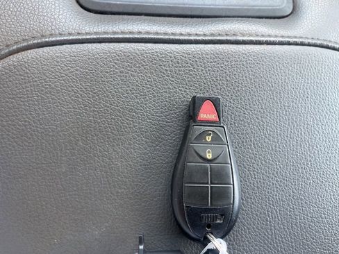 Used 2013 RAM 1500 Express image 17