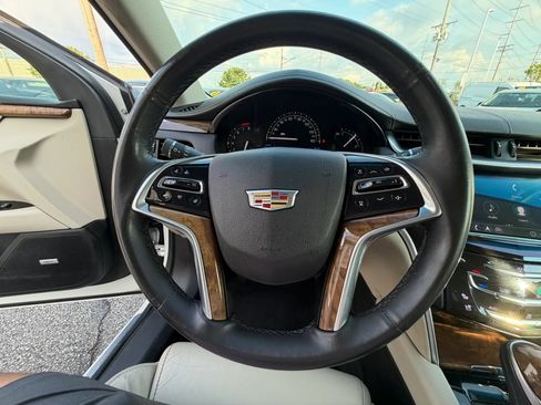 Used 2018 Cadillac XTS Luxury AWD/4WD image 38