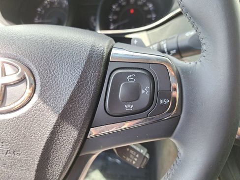 Used 2016 Toyota Avalon Touring image 20