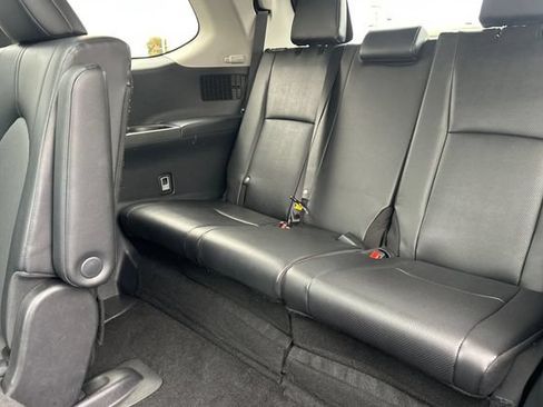 Used 2025 Toyota Grand Highlander AWD image 19