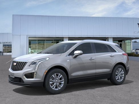 New 2026 Cadillac XT5 Luxury FWD image 2