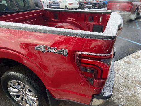 Used 2025 Ford F150 Lariat w/ Equipment Group 502A High image 32