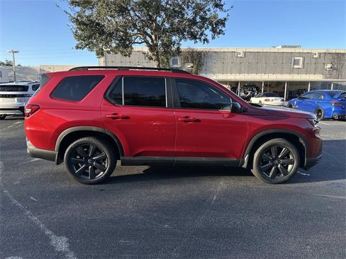 New 2025 Honda Pilot Sport image 4