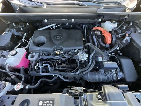 Used 2024 Toyota RAV4 LE image 24