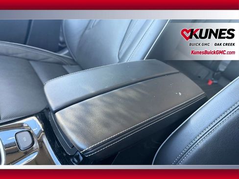 Used 2021 Buick Envision Essence image 24