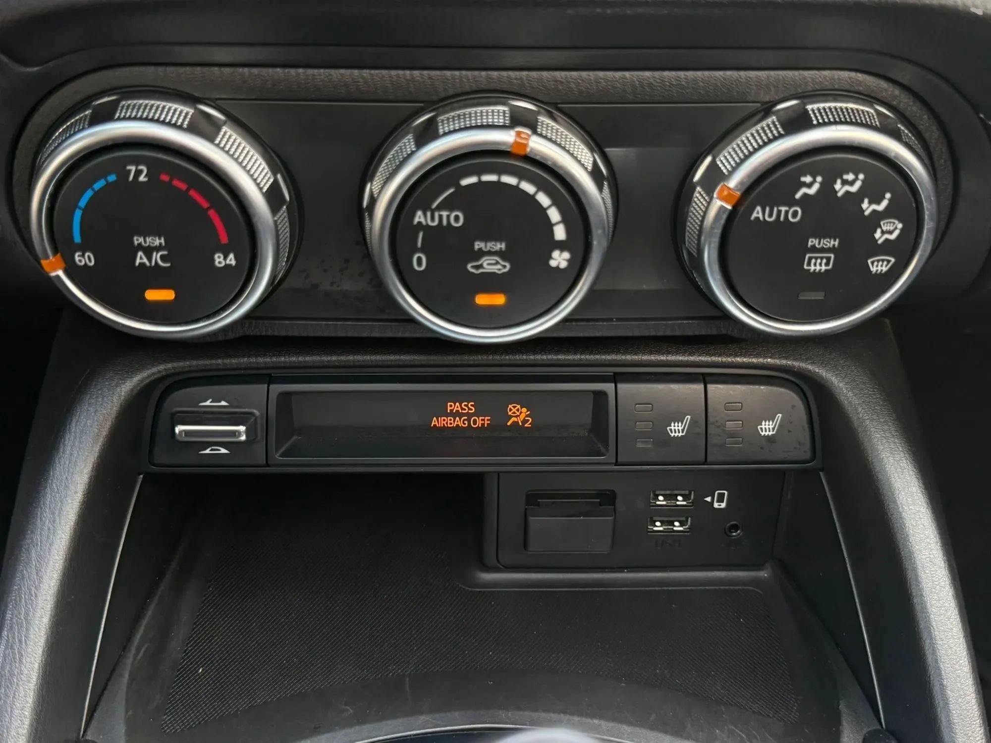 Used 2022 MAZDA MX-5 Miata RF Grand Touring RWD image 26