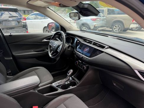 Used 2020 Buick Encore GX Preferred w/ Cold Weather Comfort Package FWD image 8