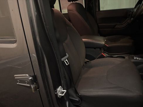 Used 2017 Jeep Wrangler Unlimited Sport w/ Quick Order Package 24S AWD/4WD image 20