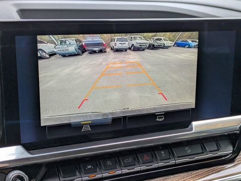 Used 2022 Chevrolet Silverado 1500 LT image 21