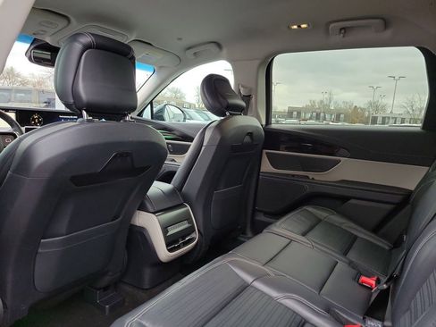 Certified 2024 Lincoln Nautilus Reserve image 15