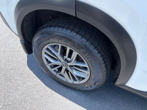 Certified 2023 Nissan Rogue S AWD/4WD image 9