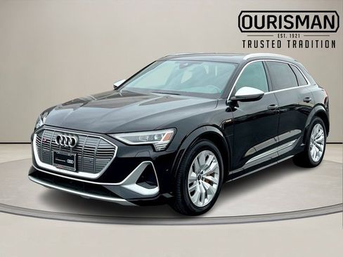 Certified 2023 Audi e-tron S Premium Plus image 5