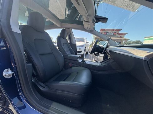Used 2023 Tesla Model 3 Standard Range RWD image 19