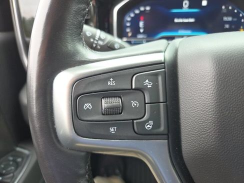 Used 2022 Chevrolet Silverado 1500 LT AWD/4WD image 7