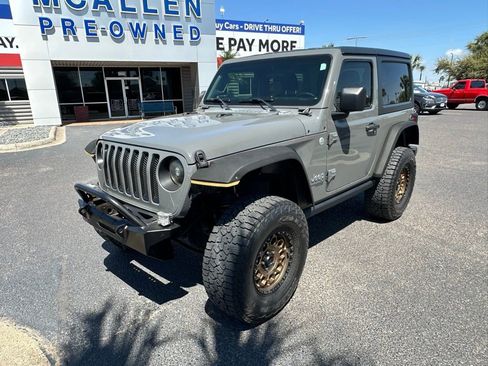 Used 2020 Jeep Wrangler Sport AWD/4WD image 2
