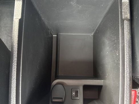 Certified 2022 Nissan Rogue Sport SV w/ Technology Package image 28