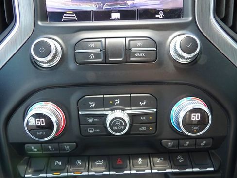 Used 2020 GMC Sierra 1500 Denali AWD/4WD image 29
