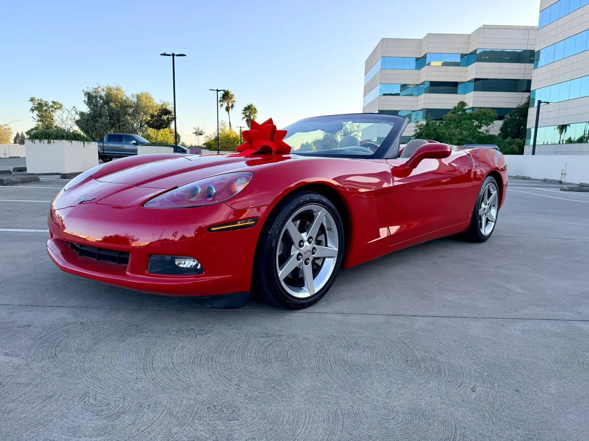 Used 2006 Chevrolet Corvette Convertible w/ Preferred Equipment Group RWD image 30