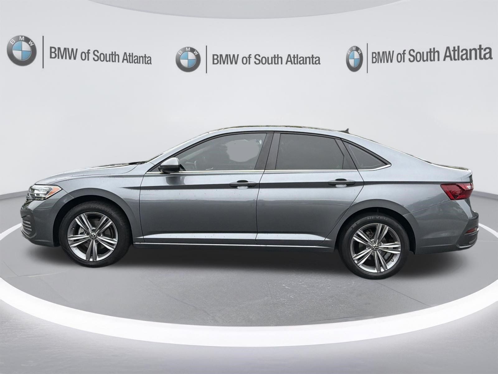 Used 2023 Volkswagen Jetta SE FWD image 22