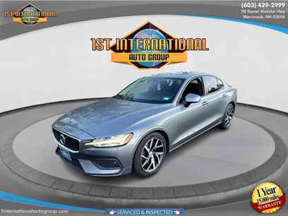 Used 2019 Volvo S60 T6 Momentum w/ Premium Package