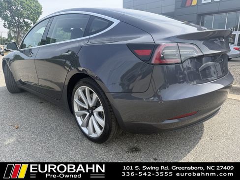 Used 2018 Tesla Model 3 Long Range RWD image 3