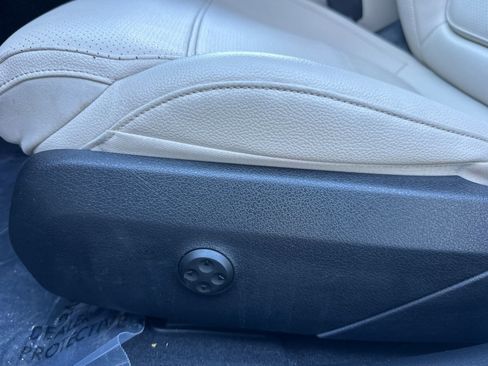 Certified 2023 Mercedes-Benz C 300 Sedan image 13