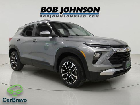 Certified 2025 Chevrolet TrailBlazer LT AWD/4WD image 1