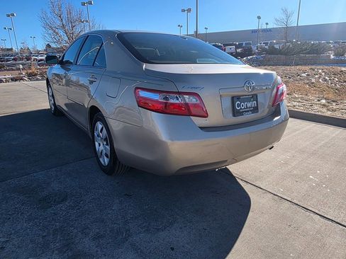 Used 2007 Toyota Camry LE image 5