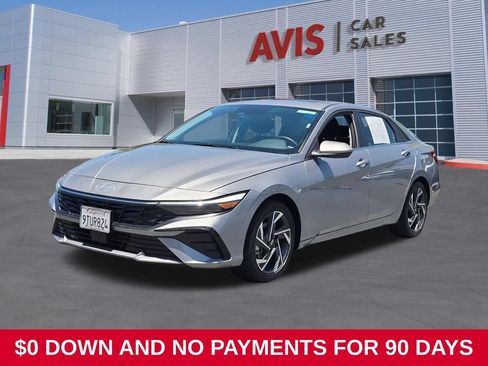 Used 2025 Hyundai Elantra SEL FWD image 1