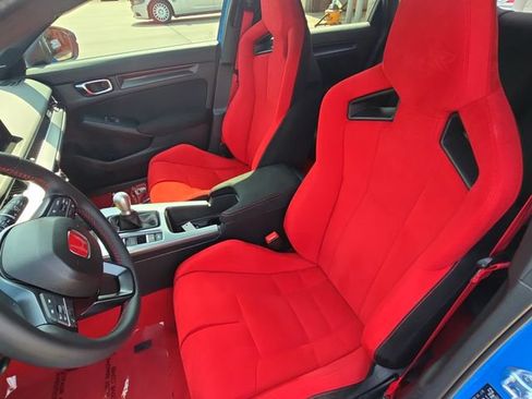 Used 2025 Honda Civic Type R image 15