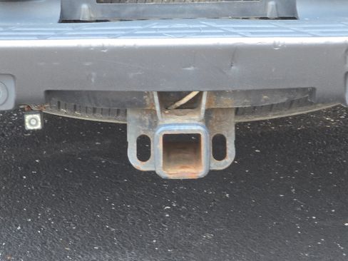 Used 2009 Chevrolet Silverado 1500 2WD Crew Cab w/ Safety Package image 5