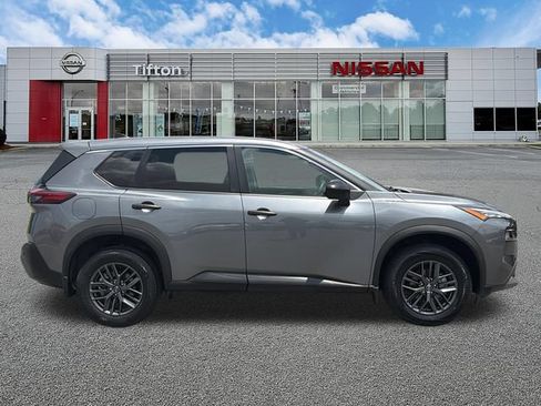 Used 2023 Nissan Rogue S FWD image 8