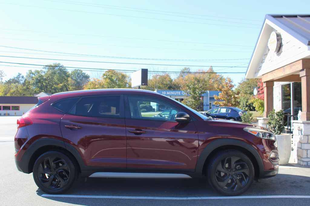 Used 2017 Hyundai Tucson Sport AWD/4WD image 4