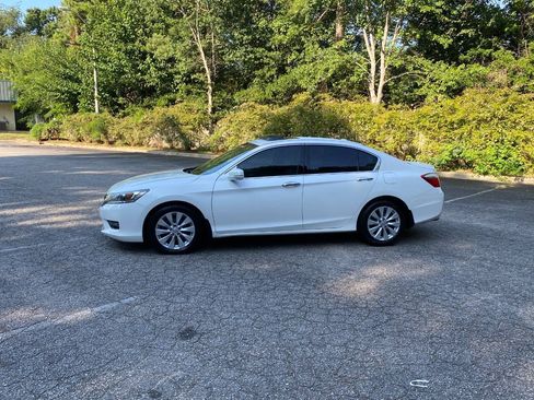 Used 2014 Honda Accord EX-L image 8