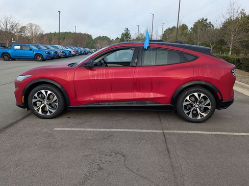 Certified 2023 Ford Mustang Mach-E Premium image 7