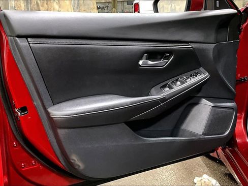 Used 2020 Nissan Sentra SV image 22