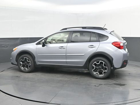 Used 2015 Subaru Crosstrek 2.0i Limited w/ Popular Package #1 AWD/4WD image 2