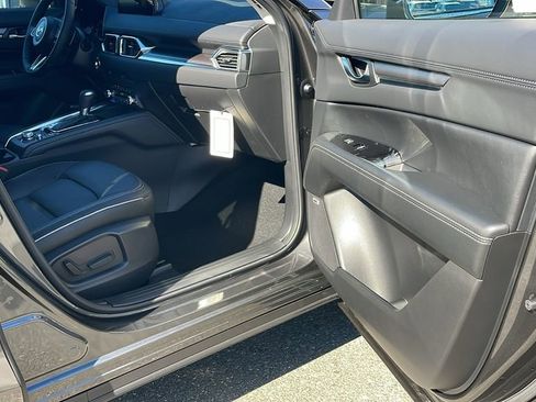 New 2025 MAZDA CX-5 AWD 2.5 S w/ Premium Plus Pkg image 35