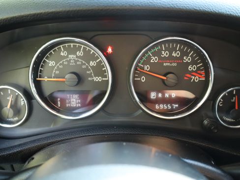 Used 2018 Jeep Wrangler Rubicon AWD/4WD image 27