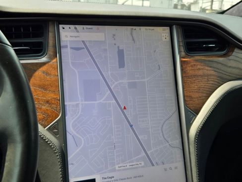 Used 2020 Tesla Model X Long Range AWD/4WD image 12