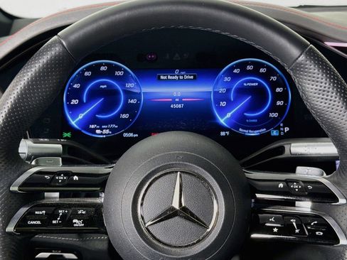 Certified 2022 Mercedes-Benz EQS 580 4MATIC Sedan image 18