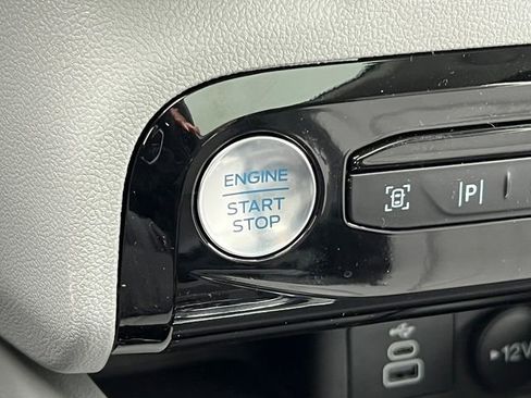 New 2026 Ford Escape Platinum w/ Premium Technology Package image 33