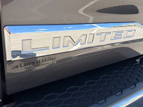 Used 2017 RAM 1500 Limited AWD/4WD image 26
