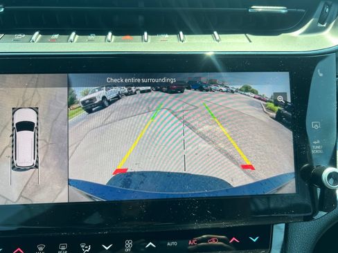 Certified 2026 Jeep Grand Cherokee L Limited w/ Luxury Tech Group II AWD/4WD image 22
